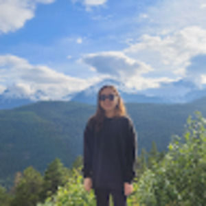 Meet your Posher, Carly